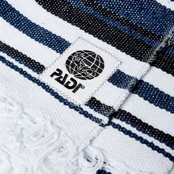 PADI Upcycled Baja Blanket – Black/White/Navy